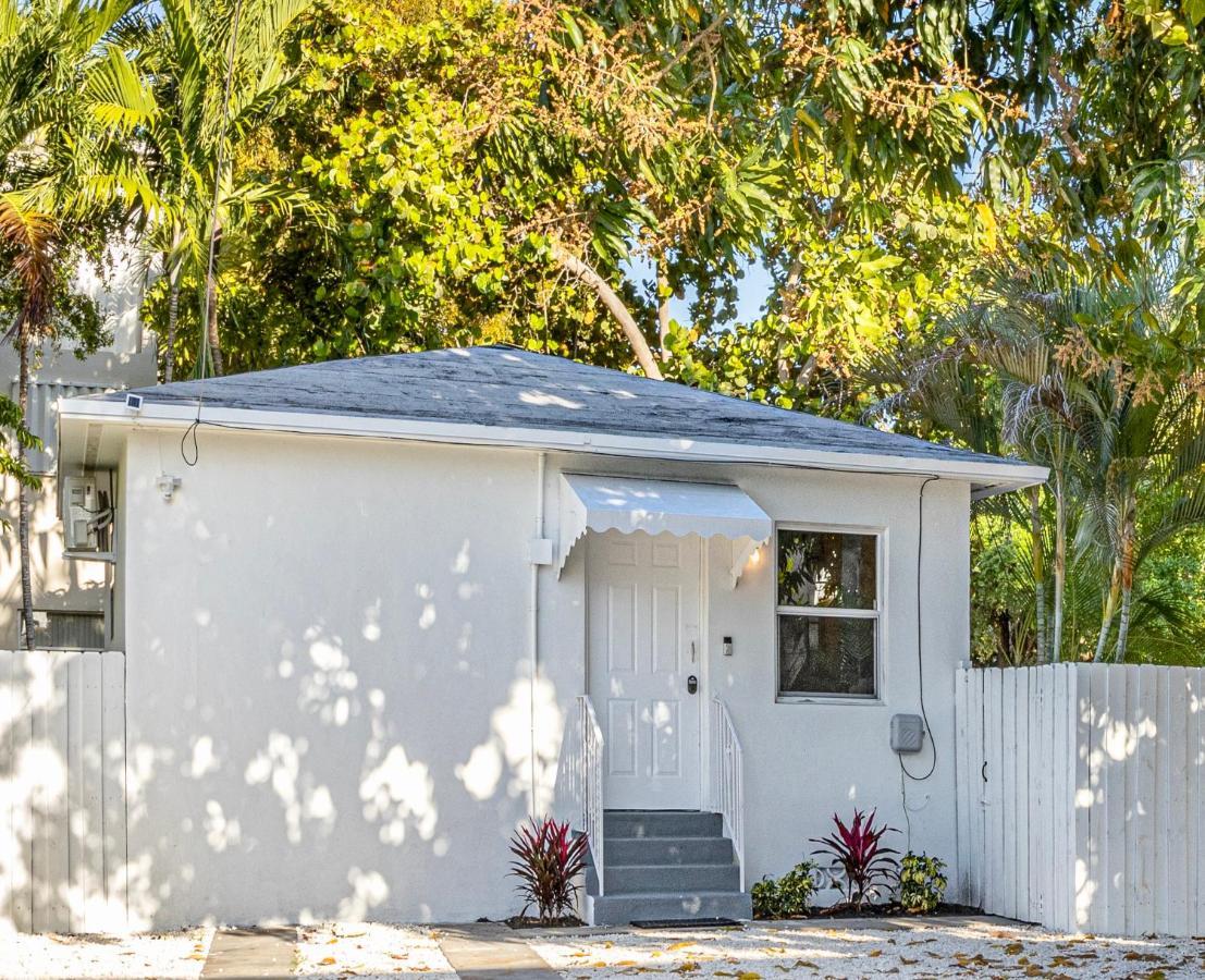 Beautiful Casita With King Bed And Private Patio Close To Calle 8, Mia Airport, Coral Gables Miami Luaran gambar